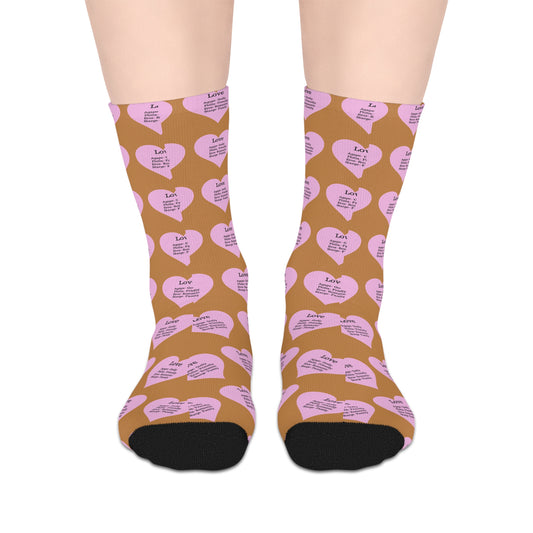 The Love Hearts Mid-Length Socks (Light brown)